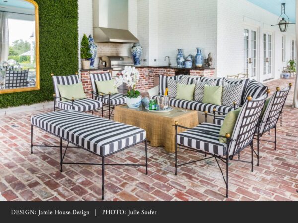 avery-chairs-black-white-amalfi-patio-furniture-as-seen-janus-et-cie